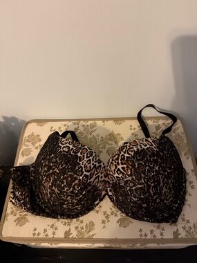 Victoria's Secret Leopard Lace Demi Bra - Black/Beige